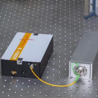 Hochleistungs-Femtosekunden-Pulsfaserlaser 1560 nm mit hoher Wiederholungsfrequenz