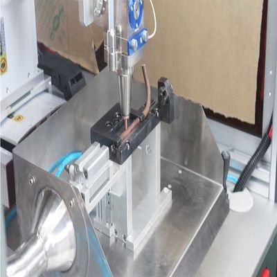 Servomotor Hochpräzision Hochleistungsmaschine für das Laserschneiden von Rohren mit Hardware