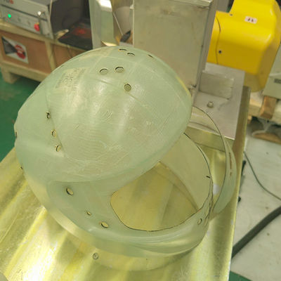 Raycus Laser Source 6 Axis 3D Robot Laser Cutter Verwendung für Glasfaser-Helm, Kohlenstofffaser-Helm, Kevlar usw.